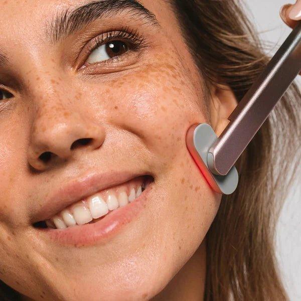 Massageador Facial 4 em 1 - FaceSkin [Bemore]